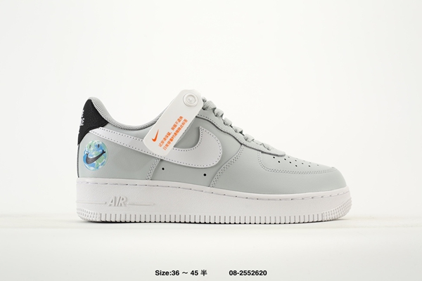 ナイキ靴正面デザイン